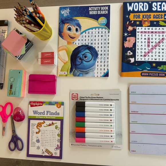 Holiday kids gifting - Picture 1 of 7